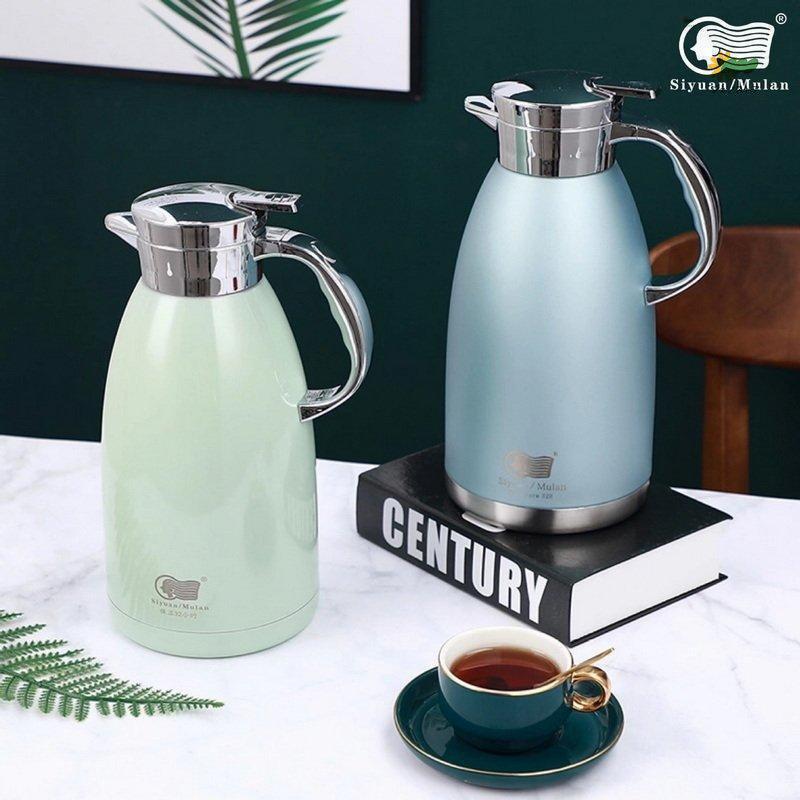 商品仕様材質 ：304ステンレス保温時間：32時間容量：2300 ML用途：冷水、保温お湯、保温コーヒー、お茶、牛乳・ステンレス素材を生かしたシンプルなデザインのポットは、保温も保冷もでき、飲みものを